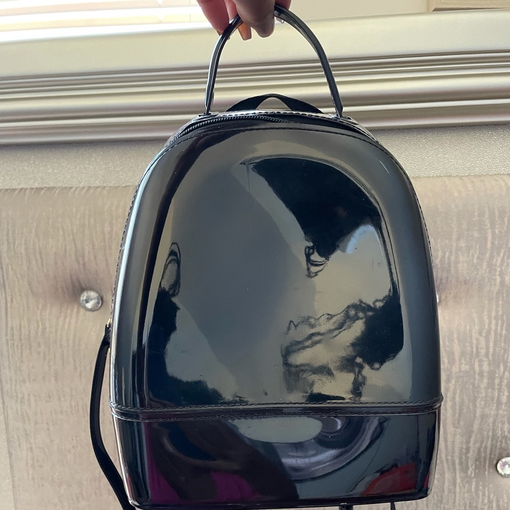 Women’s Luxe Label Backpack purse. Excellent condition ✔️